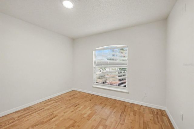 956 OLD BARN ROAD, Orlando, FL 32825