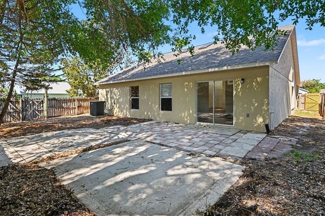 956 OLD BARN ROAD, Orlando, FL 32825