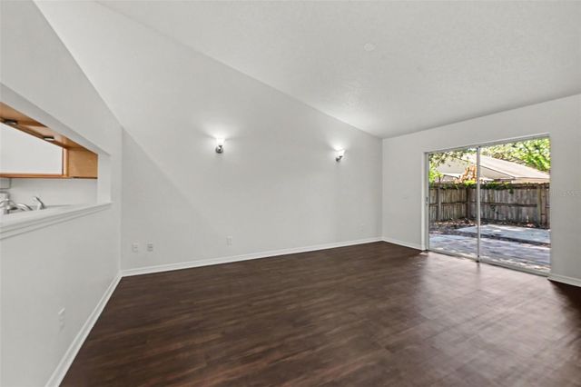 956 OLD BARN ROAD, Orlando, FL 32825