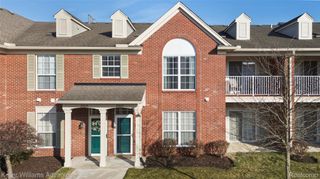 29639 Nottingham Circle, Livonia, MI 48152