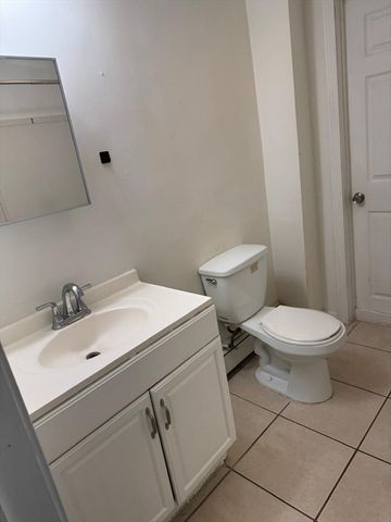 16 Sargent 1, Lawrence, MA 01841