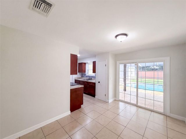 7233 THOMAS JEFFERSON CIRCLE W, Bartow, FL 33830