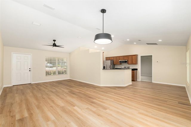 5939 NW 65TH STREET, Ocala, FL 34482
