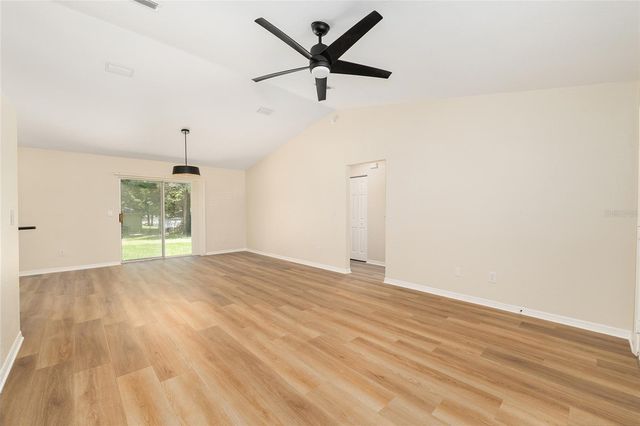5939 NW 65TH STREET, Ocala, FL 34482