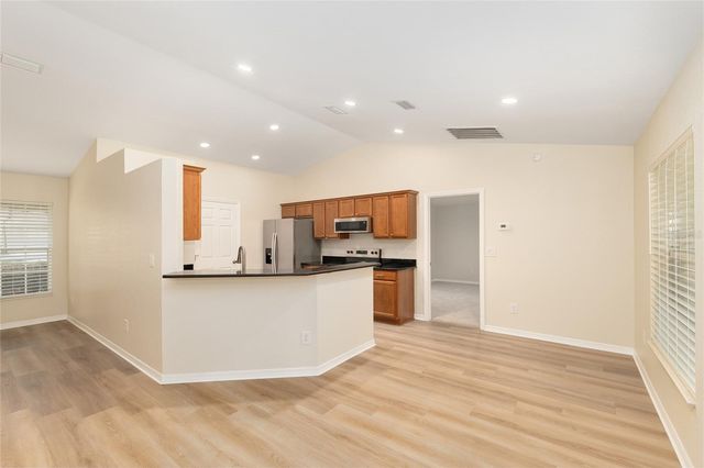 5939 NW 65TH STREET, Ocala, FL 34482