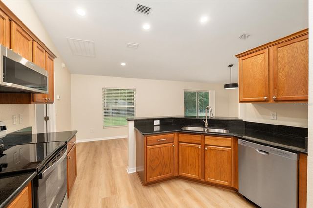 5939 NW 65TH STREET, Ocala, FL 34482