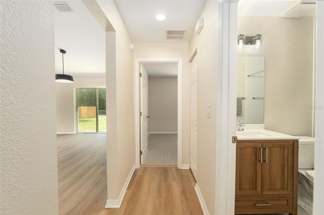 5939 NW 65TH STREET, Ocala, FL 34482