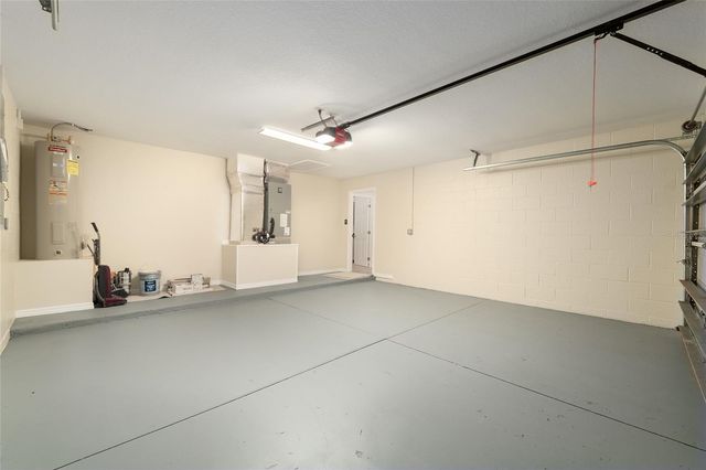 5939 NW 65TH STREET, Ocala, FL 34482