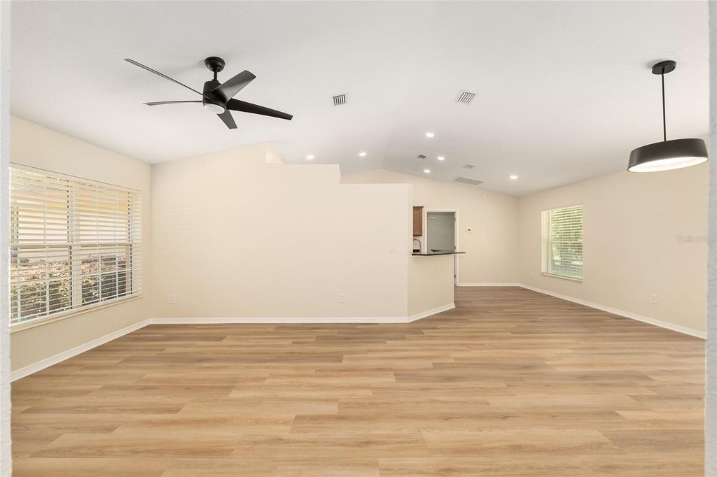 Image 17 of property listing at 5939 NW 65TH STREET, Ocala, FL 34482