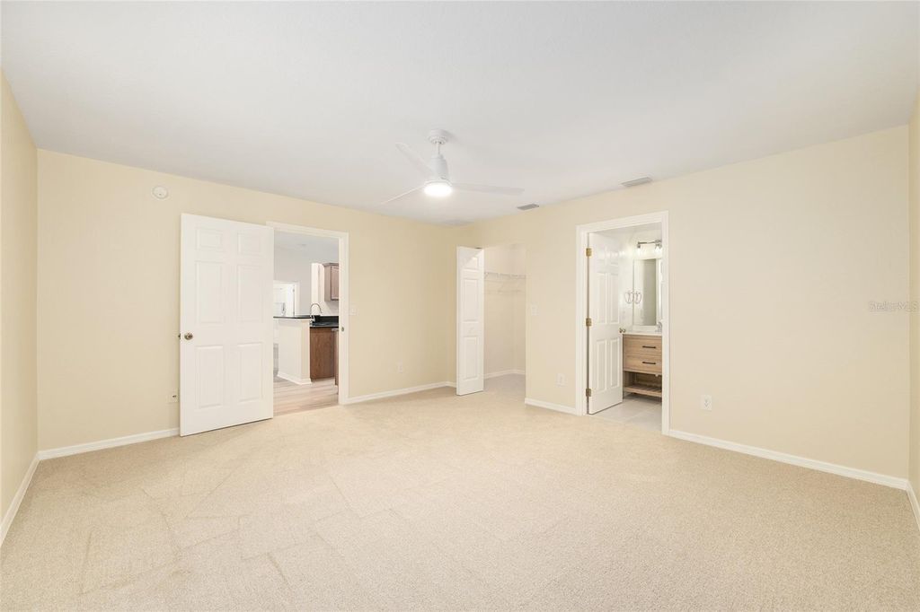 Image 33 of property listing at 5939 NW 65TH STREET, Ocala, FL 34482
