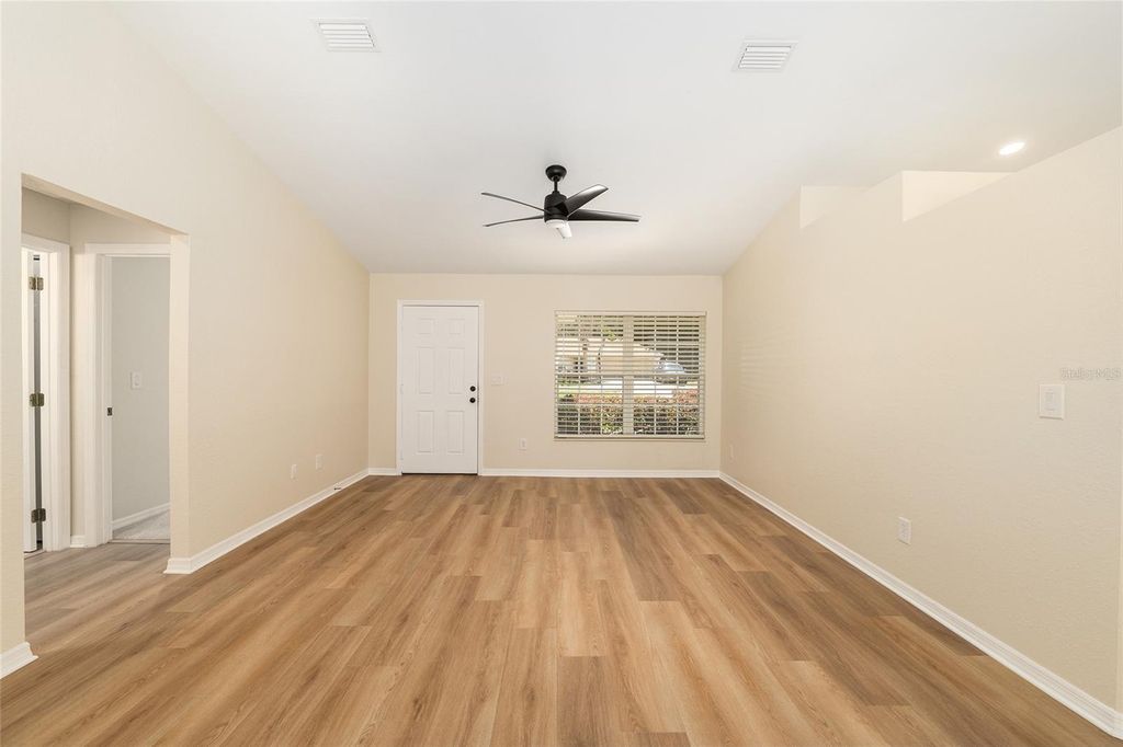 Image 10 of property listing at 5939 NW 65TH STREET, Ocala, FL 34482