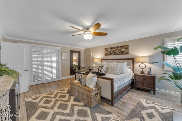 2449 W SUNRISE Drive, Phoenix, AZ 85041