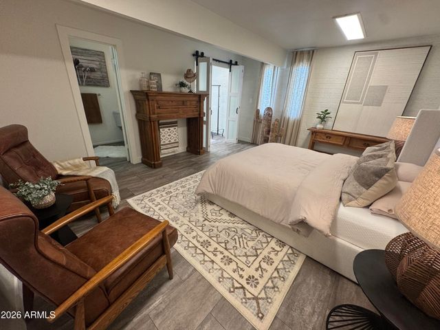 2449 W SUNRISE Drive, Phoenix, AZ 85041