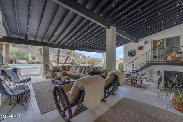 2449 W SUNRISE Drive, Phoenix, AZ 85041