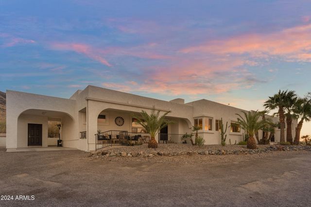 2449 W SUNRISE Drive, Phoenix, AZ 85041