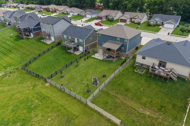 957 Auckland Avenue, Richmond, KY 40475