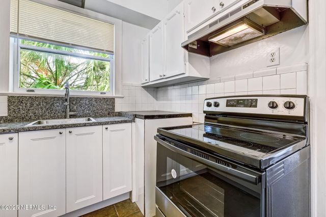 2746 VERNON Terrace, Jacksonville, FL 32205