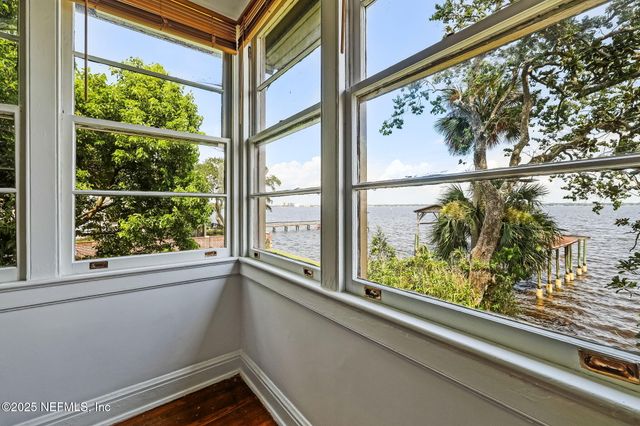 2746 VERNON Terrace, Jacksonville, FL 32205