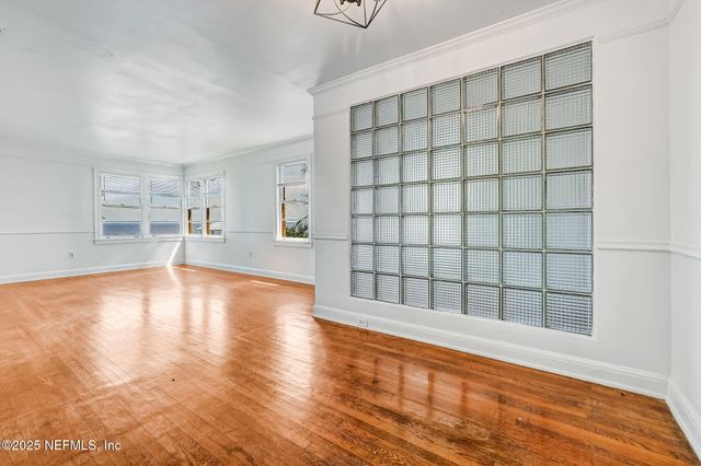 2746 VERNON Terrace, Jacksonville, FL 32205