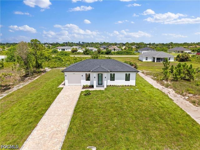 1023 Graystone AVE, Lehigh Acres, FL 33974