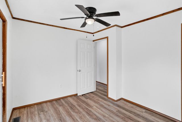 244 Skyline Drive, Galena, MO 65656