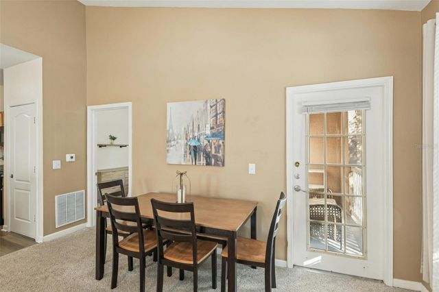 10406 VILLA VIEW CIRCLE, Tampa, FL 33647