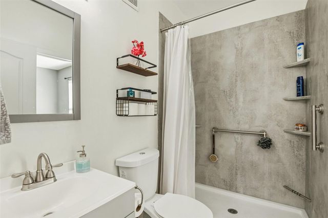 10406 VILLA VIEW CIRCLE, Tampa, FL 33647