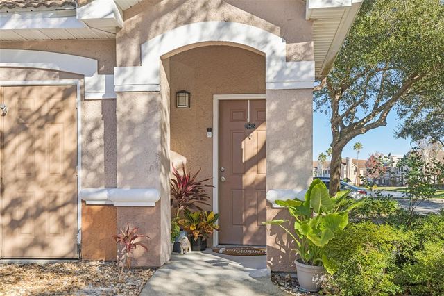 10406 VILLA VIEW CIRCLE, Tampa, FL 33647