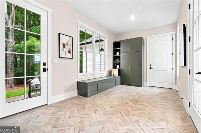 531 S Main Street, Alpharetta, GA 30009