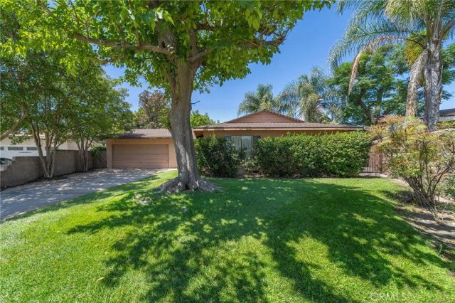 1118 E Deodar, Ontario, CA 91764