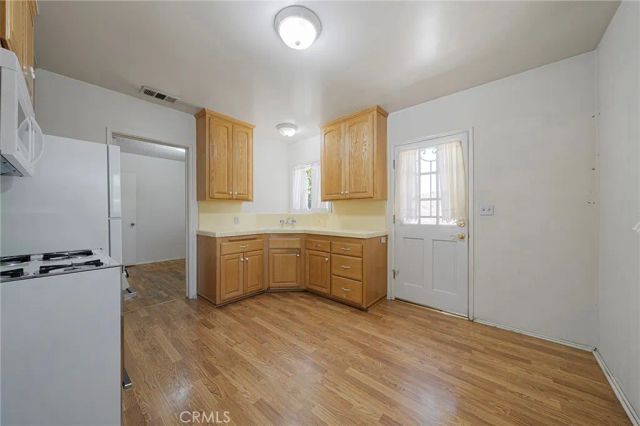 1118 E Deodar, Ontario, CA 91764