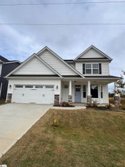 41 Snowmill Road, Woodruff, SC 29388