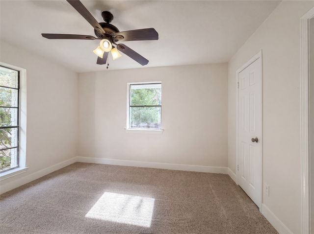 2005 N Arbor Rose Drive, Grand Prairie, TX 75050