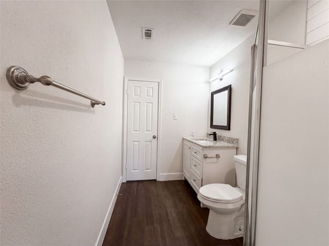 2005 N Arbor Rose Drive, Grand Prairie, TX 75050