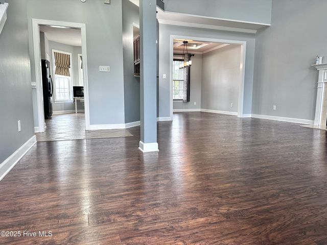300 Walkens Woods Lane, Jacksonville, NC 28546