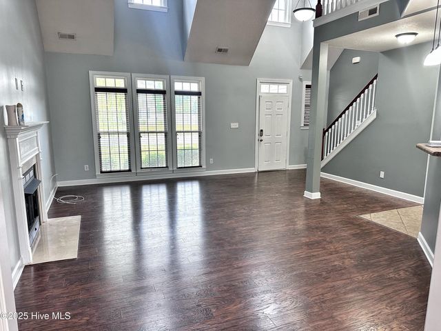 300 Walkens Woods Lane, Jacksonville, NC 28546