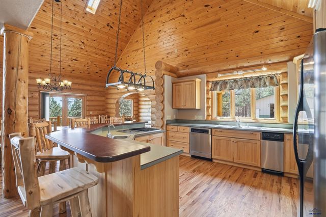 13785 EMBER RD, Rapid City, SD 57702
