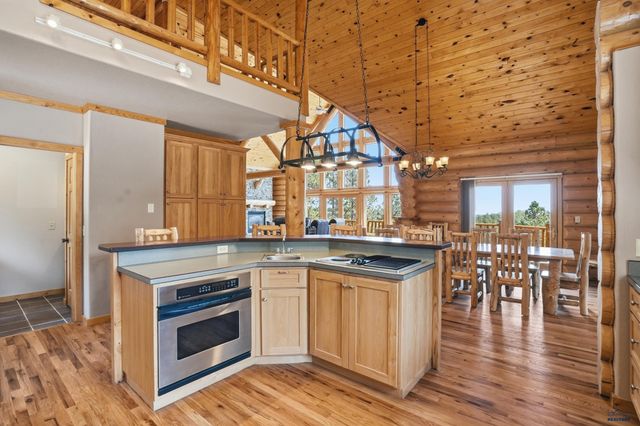 13785 EMBER RD, Rapid City, SD 57702