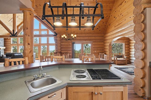 13785 EMBER RD, Rapid City, SD 57702