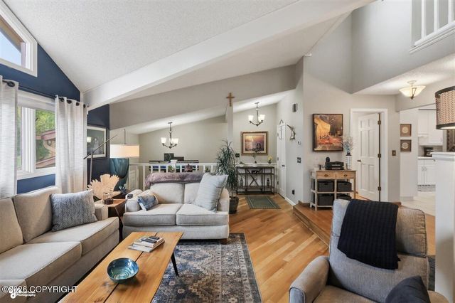 4157 Raspberry Road, Anchorage, AK 99502