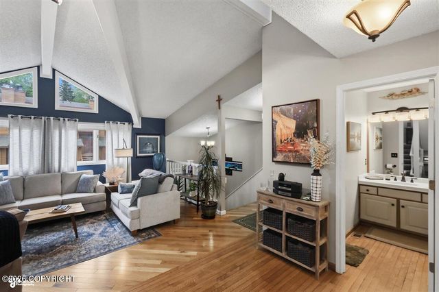 4157 Raspberry Road, Anchorage, AK 99502