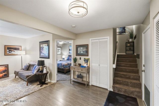 4157 Raspberry Road, Anchorage, AK 99502
