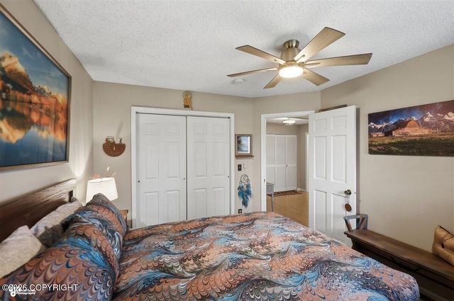 4157 Raspberry Road, Anchorage, AK 99502