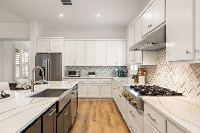 301 Valletta WAY, Liberty Hill, TX 78642
