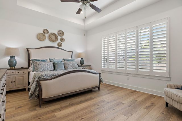 301 Valletta WAY, Liberty Hill, TX 78642