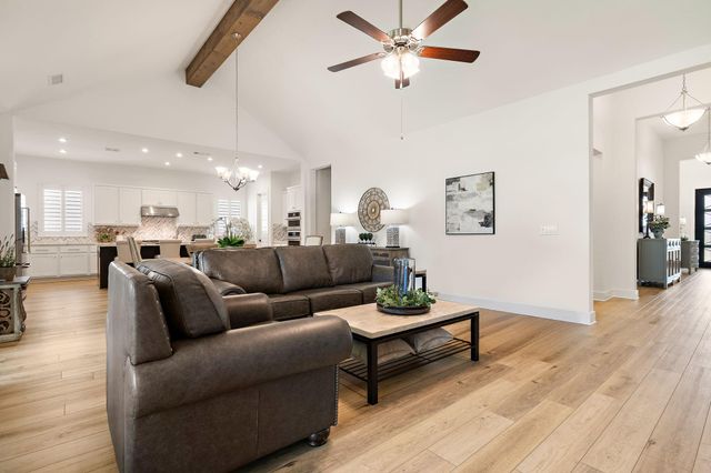 301 Valletta WAY, Liberty Hill, TX 78642
