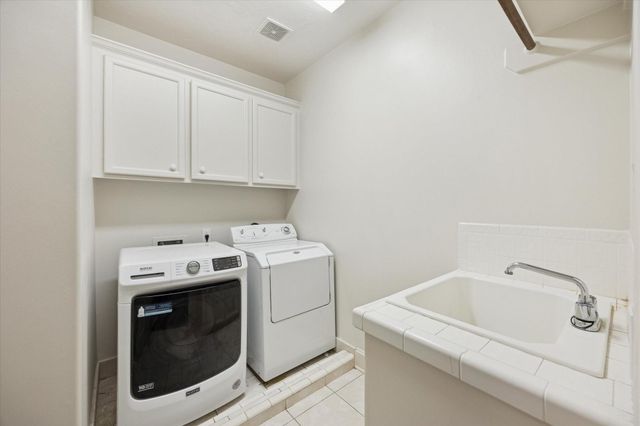 2643 Westgate Street, Houston, TX 77098