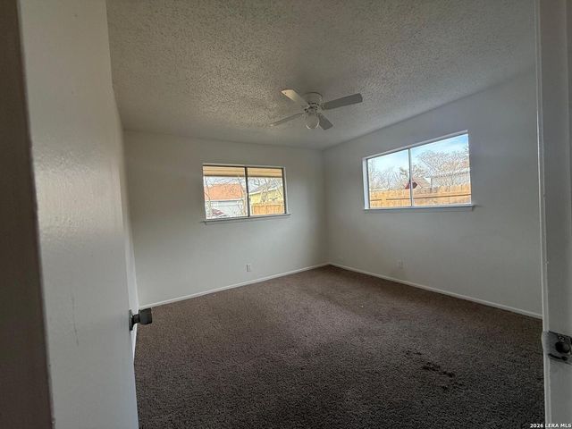 5735 Stiffkey Dr., San Antonio, TX 78228