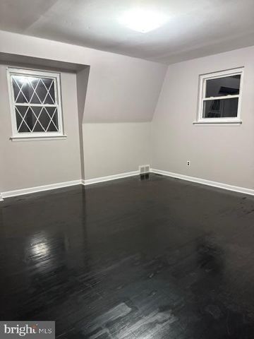 9304 LANSFORD ST, Philadelphia, PA 19114