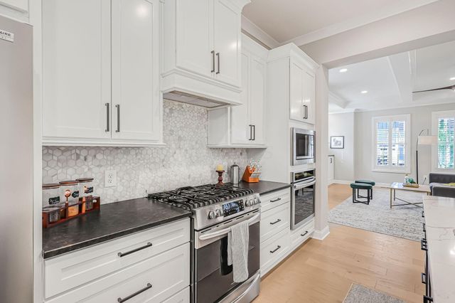 5348 Maple Drive, Lewis Center, OH 43035